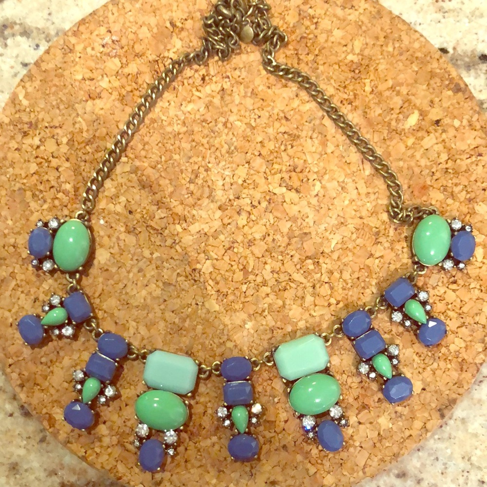 Statement necklace